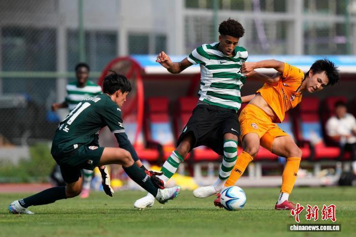 bt, 图为在小组, 绿衣 bt, 图为在小组, 绿衣