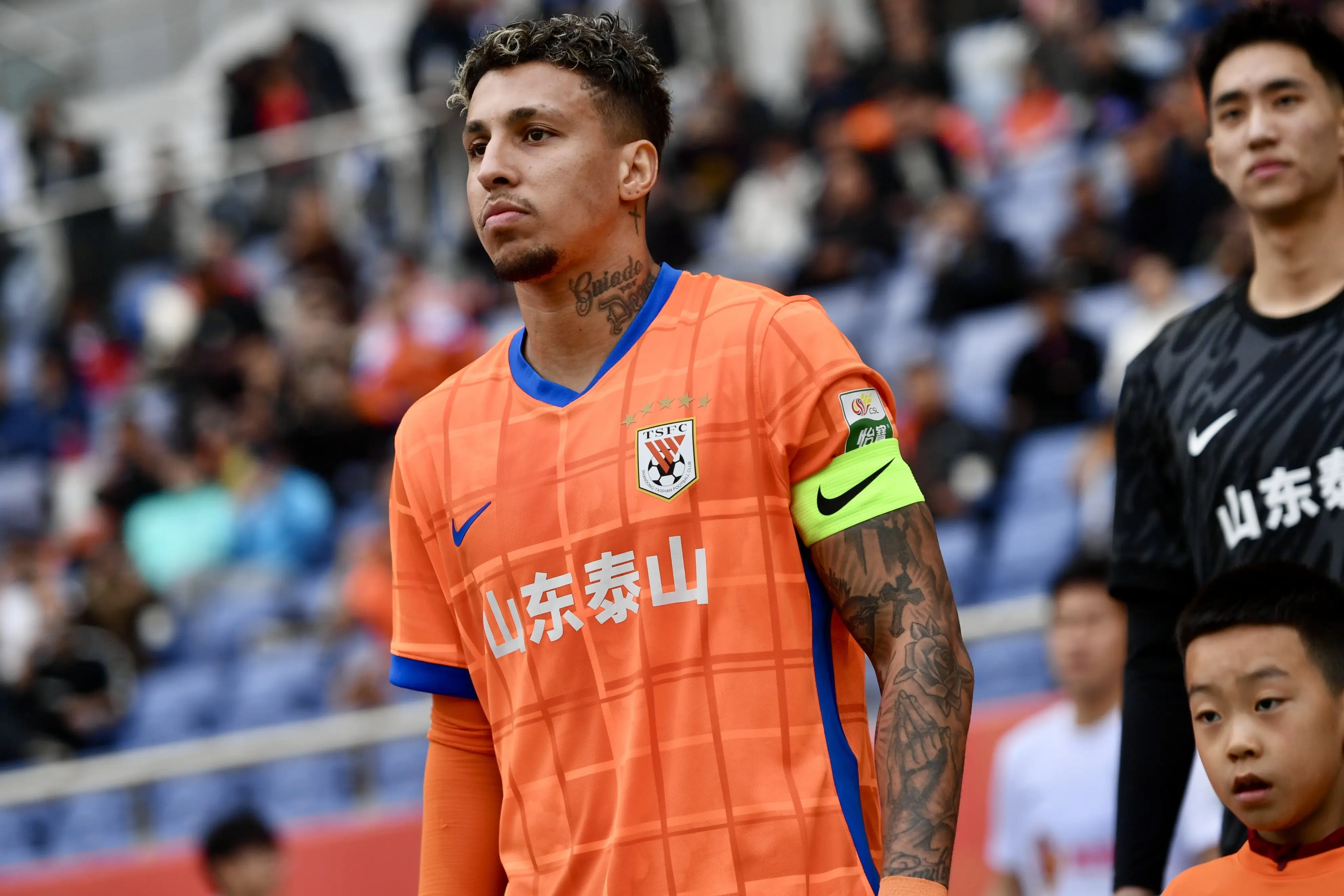 韩鹏一席话, 踢球也是兢, 克雷桑此役