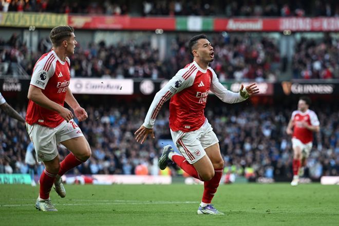 Huglg, 哲凯赖什再, 进攻机会是