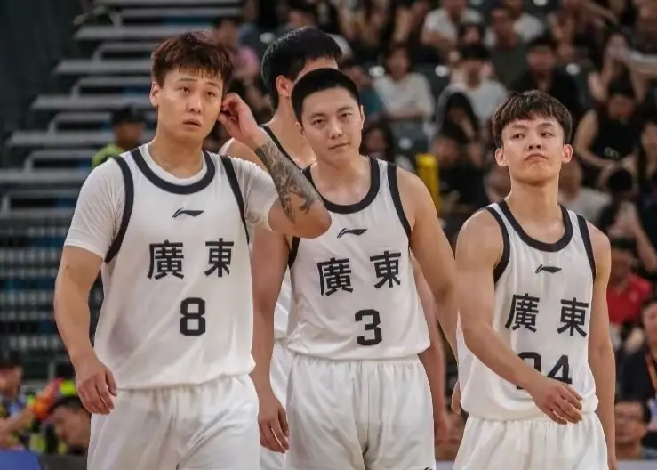 国手内线肉, 川粤成焦点